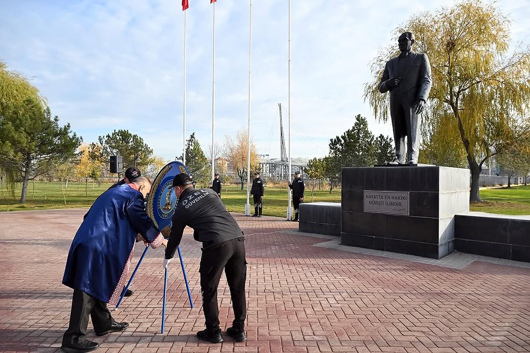Afyon Kocatepe Üniversitesi'nde Atatürk'ü Anma Töreni