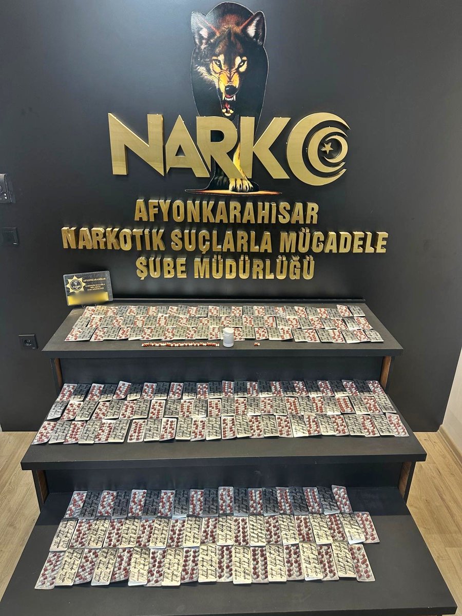 Uyuşturucu Taciri Tutuklandı: 2987 Sentetik Hap Ele Geçirildi