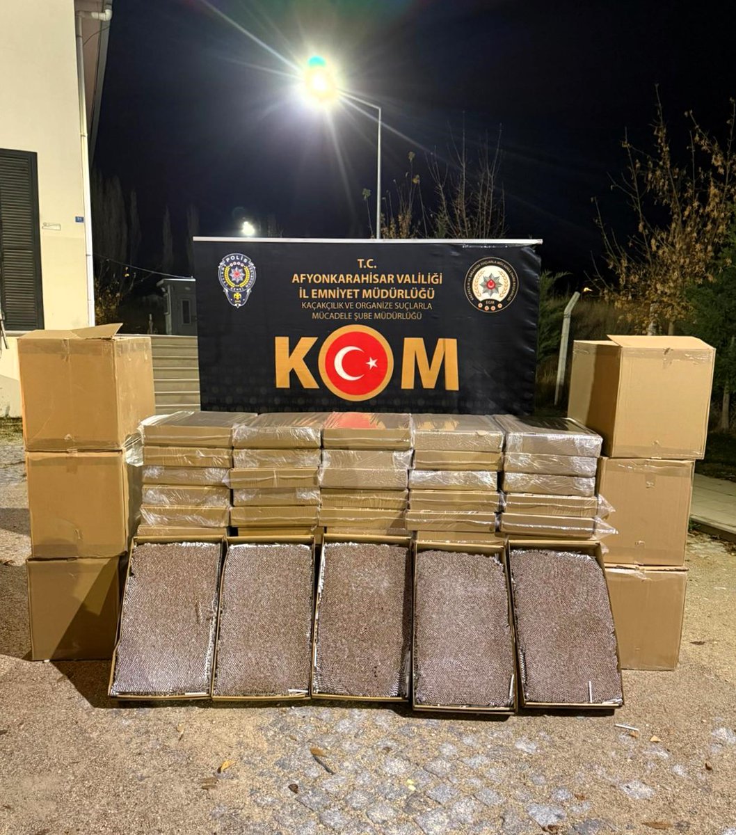 Kaçakçılıkla Mücadele: İl Merkezinde 292 Bin 500 Adet Kaçak Makaron Ele Geçirildi