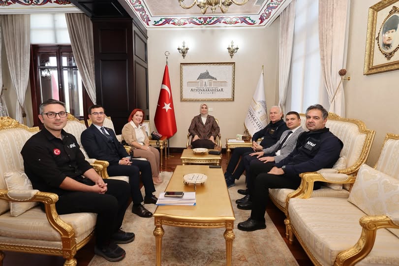Afyonkarahisar Valisi Yiğitbaşı, Afet ve Çevre Bakanlığı Yetkililerini Ağırladı