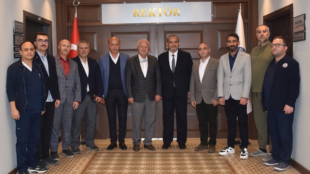 Prof. Dr. Adem Aslan, Sağlık-Sen Afyonkarahisar Şube Başkanı'nı Makamında Ağırladı