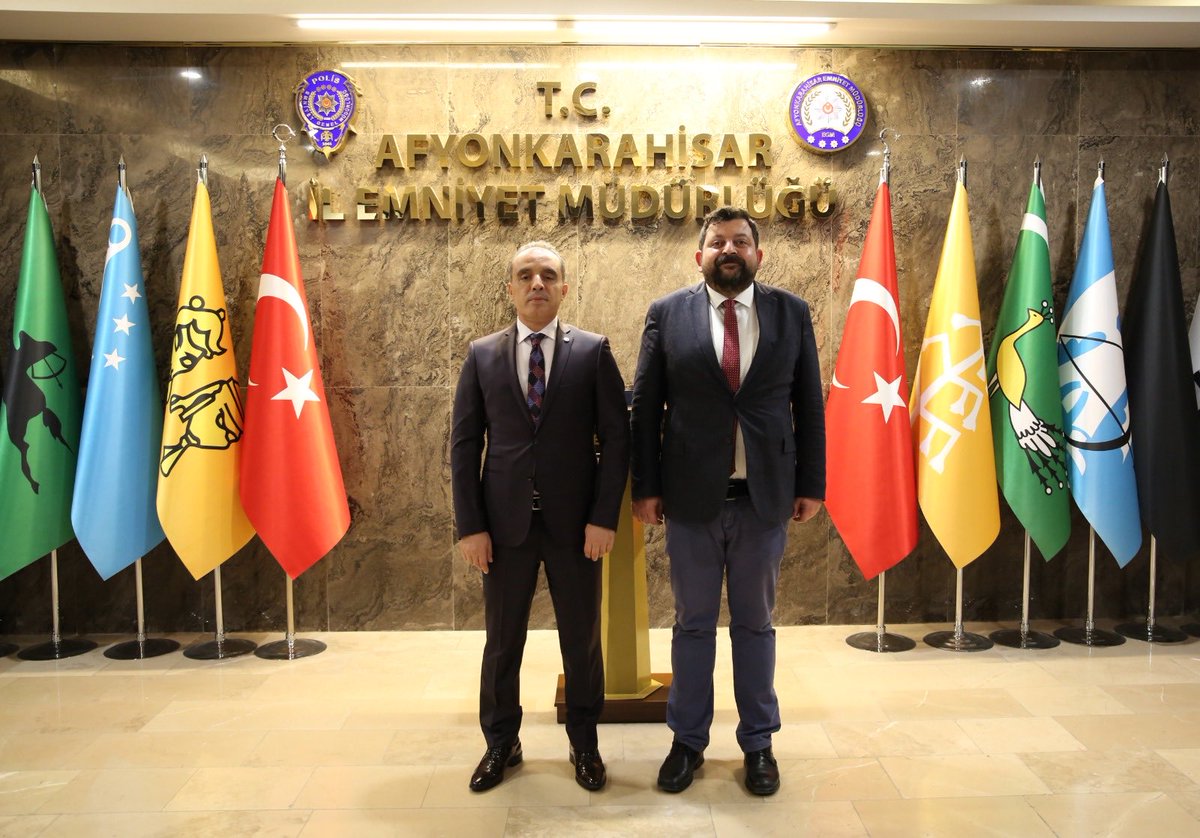 Başmakçı Belediye Başkanı Selçuk Gönüllü, İl Emniyet Müdürü Ahmet Birtan Erol'u Makamında Ziyaret Etti