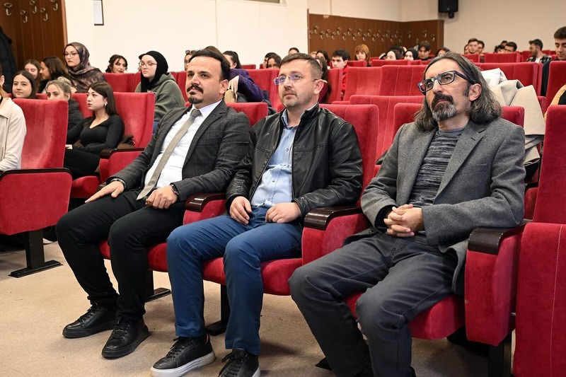 Yapay Zeka Çağında Üniversite Öğrencisi Olmak