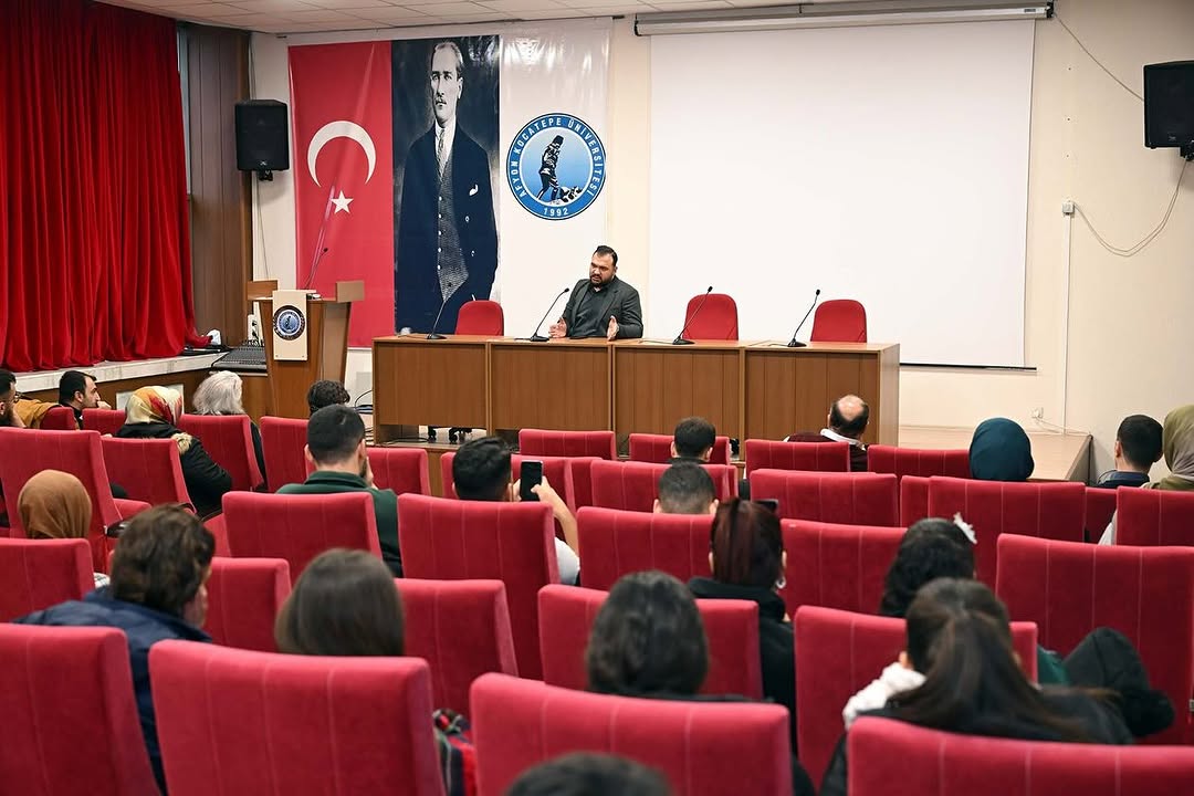 AKÜ İİBF'de Uzmanlaşma ve Saha Deneyimi Vurgulandı