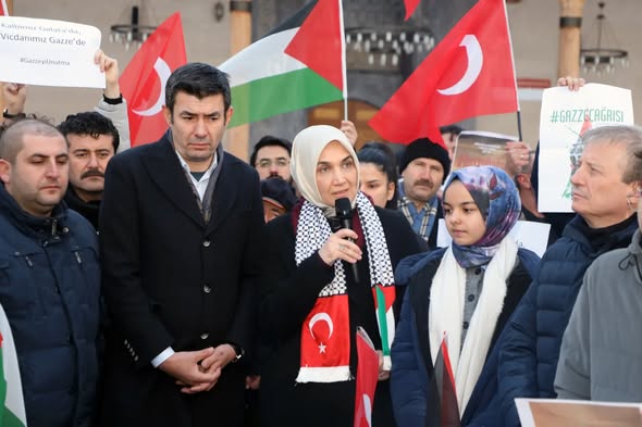 Afyonkarahisar'da Gençlerle Sabah Namazı Buluşmasında Gazze'ye Destek Mesajı