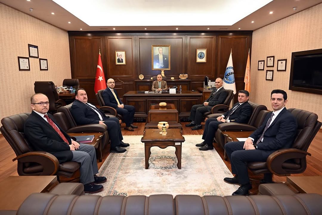 Üniversitenin Promosyon İş Ortaklığı Vakıfbank'a Verildi