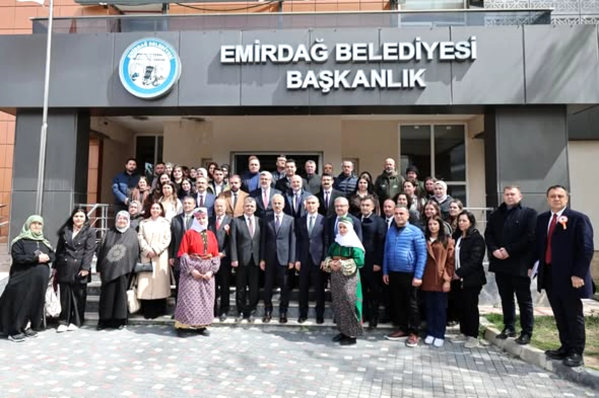 Uraloğlu ve Vali Aktaş Emirdağ'da Altyapı Görüşmesi