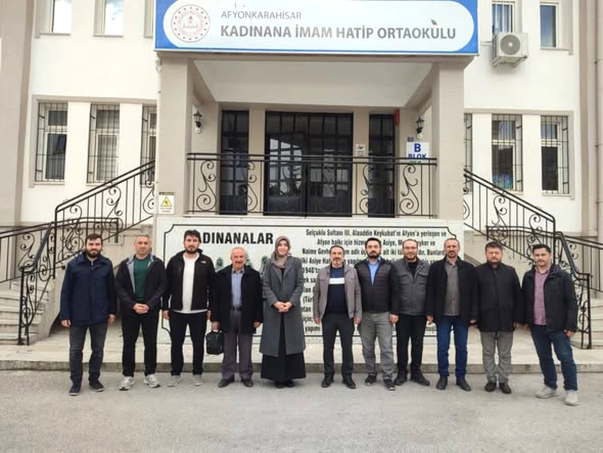 Afyonkarahisar'da Umre Ödüllü Bilgi Yarışması Düzenlendi