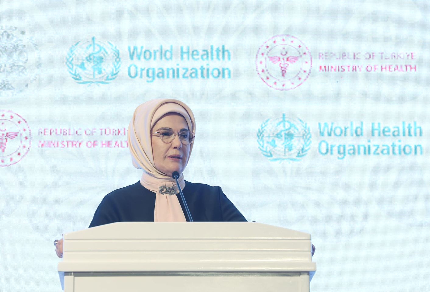 Emine Erdoğan, Bitkisel Tedavi ve Stratejileri Hakkında Çalıştaylara Katıldı