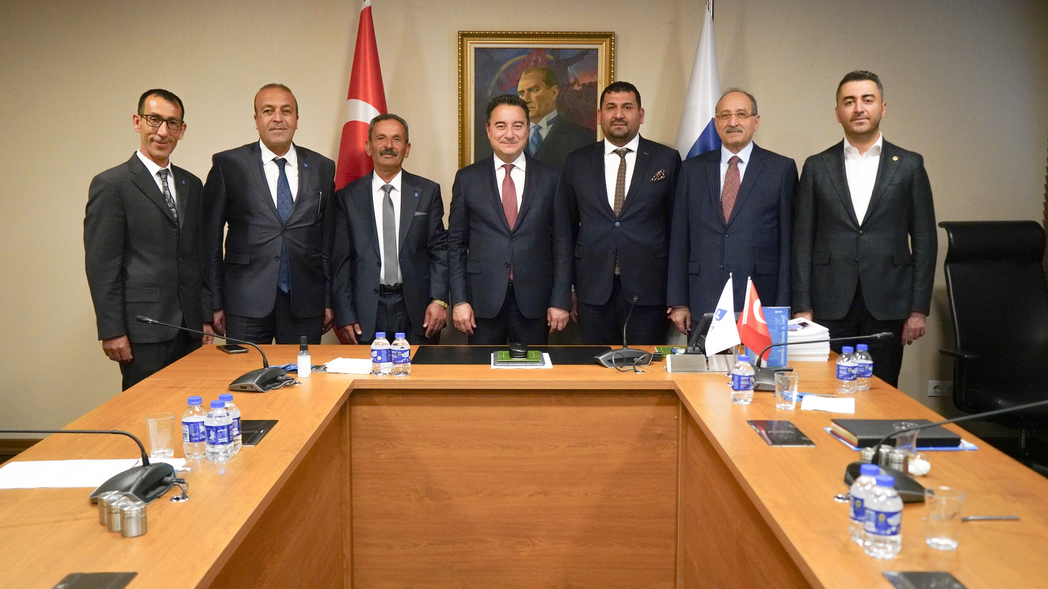 Deva Partisi Genel Başkanı Parti Teşkilatından Önemli Ziyaretler Aldı