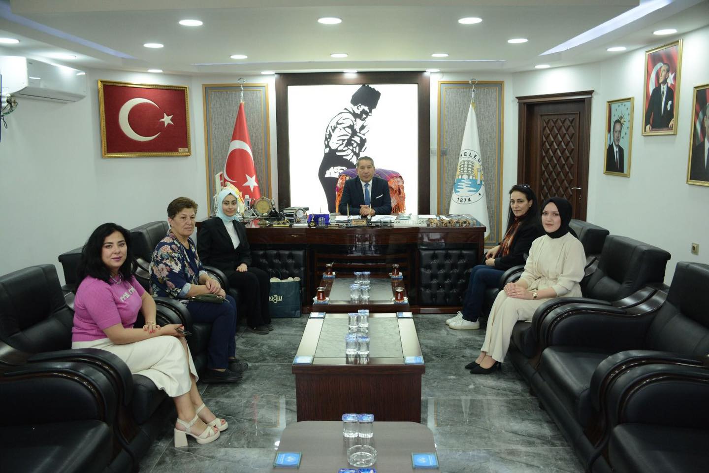 Kadın Kooperatifi Yeni Yöneticiye Ziyarette Bulundu