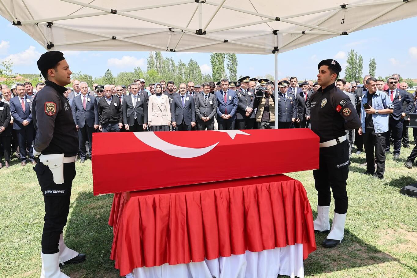 Şehit Polis Memuru Yonuz Turan Son Yolculuğuna Uğurlandı