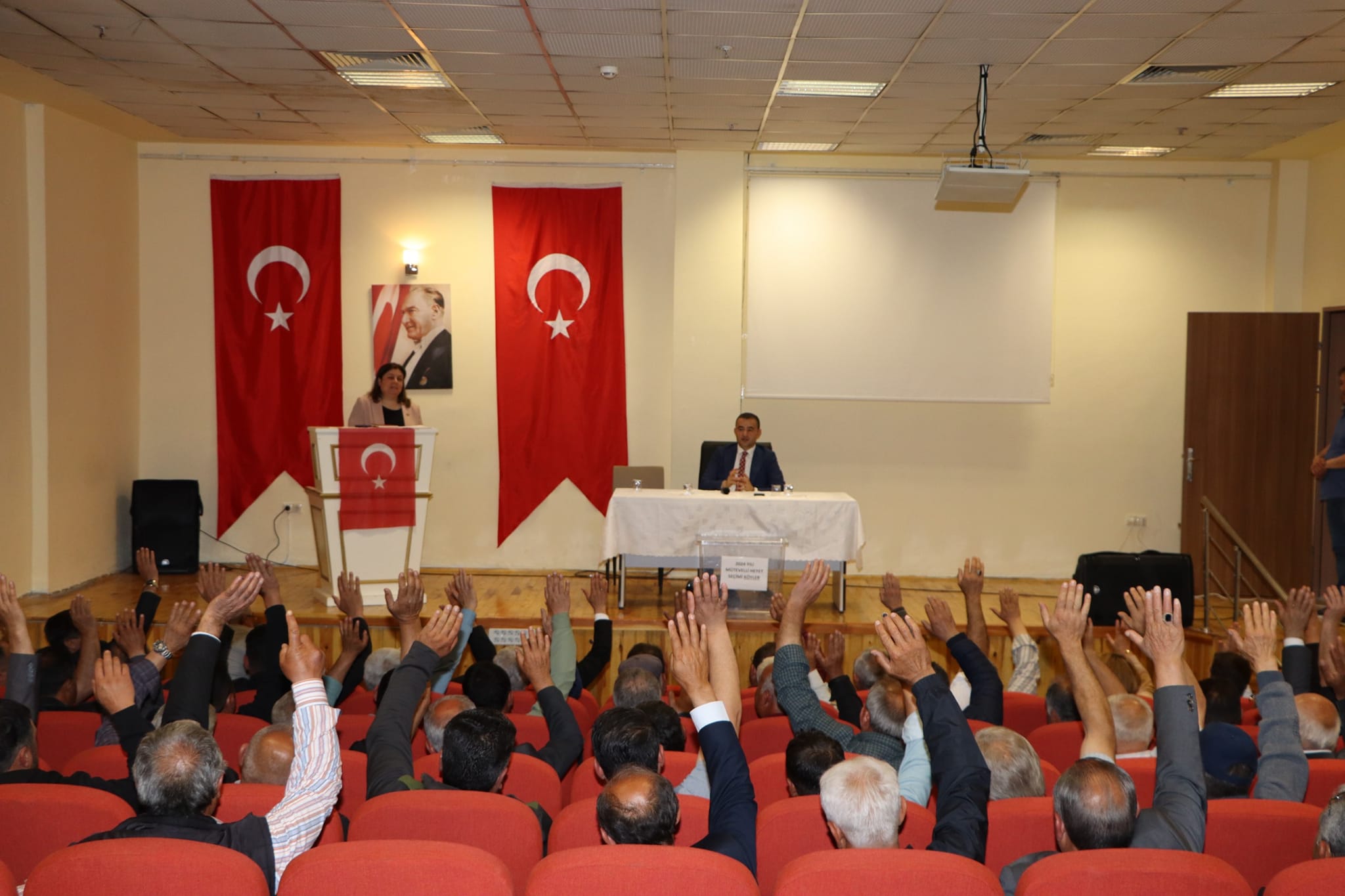 Emirdağ'da Köy Muhtarları Temsilcisinin Seçimi Gerçekleşti