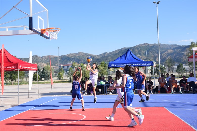 3x3 Sokaklar Bizim Basketbol Müsabakaları Ege Bölgesi Grup Şampiyonası