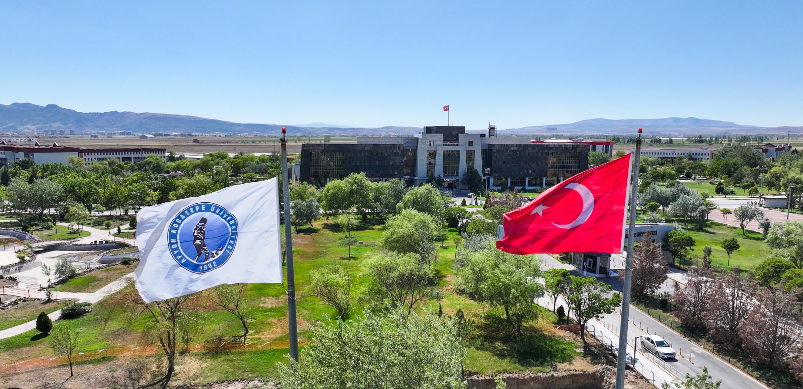 AKÜ Öğrencilerini Erasmus Programı ile Yurt Dışına Gönderdi