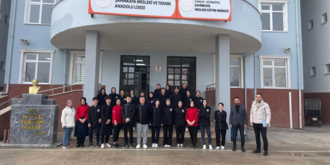 Şahinkaya Mesleki ve Teknik Anadolu Lisesi: Uygulamalı Eğitimle Öne Çıkıyor