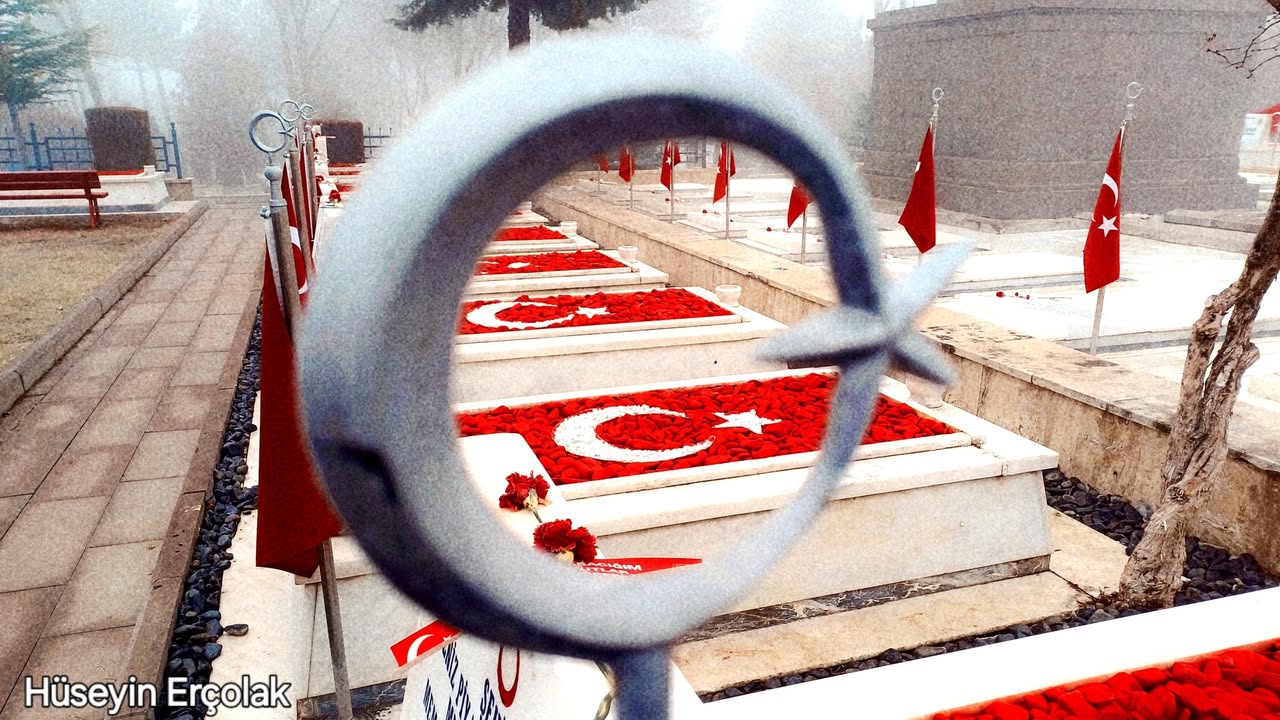 Afyonkarahisar'da Aziz Şehitlerimizin Anısına Duygusal Anma Töreni