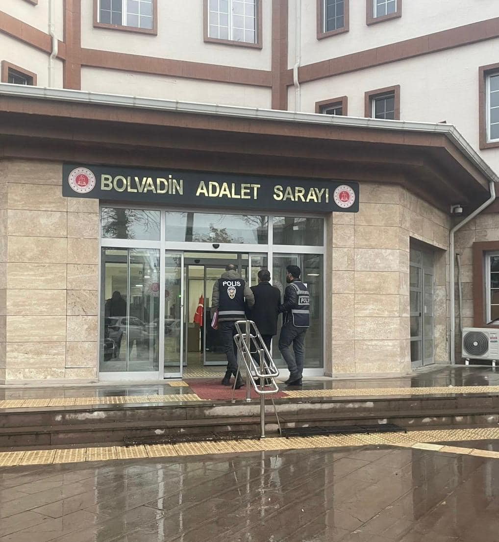 Afyonkarahisar'da Aranan Şahıs Yakalandı ve Tutuklandı