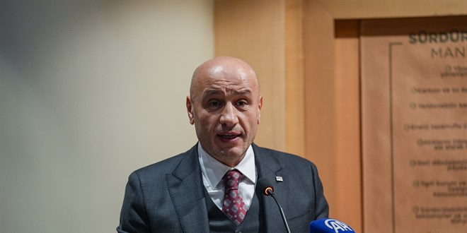Türkiye'nin Rekabet Gücü Tehdit Altında: Yüksek Maliyetlerin Etkisi