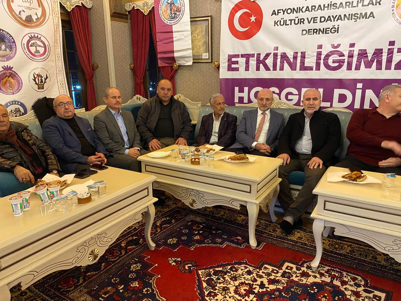 Ege Bölgesi Afyonkarahisarlılar İş Adamları Dayanışma Gecesi'nin Coşkulu Birlikteliği