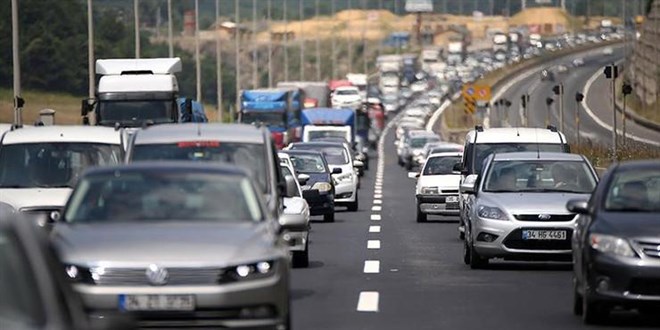 Türkiye'de Trafiğe Kayıtlı Araç Sayısında Büyük Artış