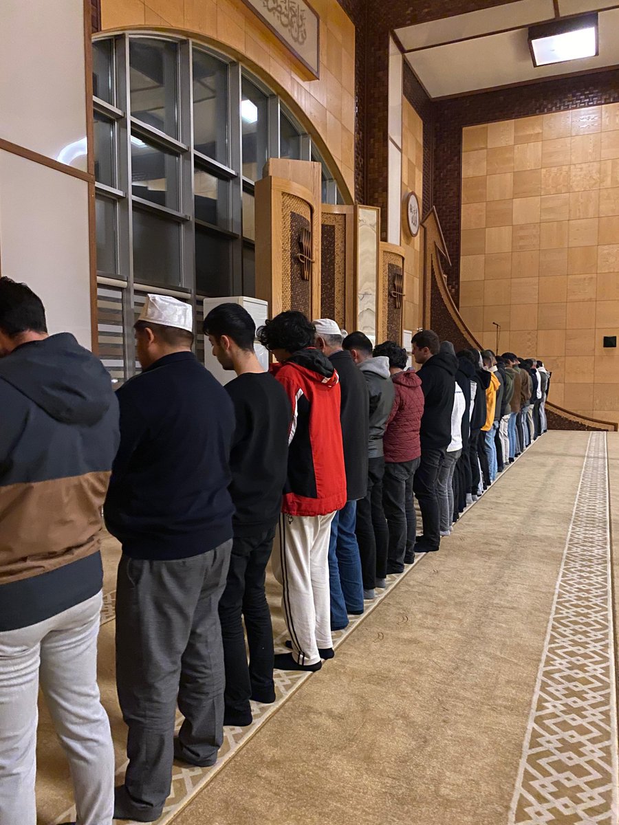 En Uzun Gecede Tefekkür