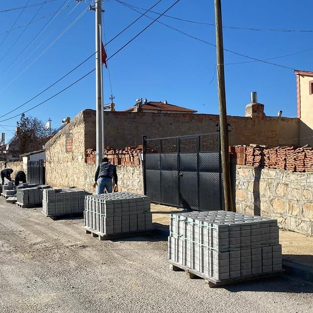 Bolvadin Belediyesi'nden 5 Milyon TL'lik Kaldırım Projesi