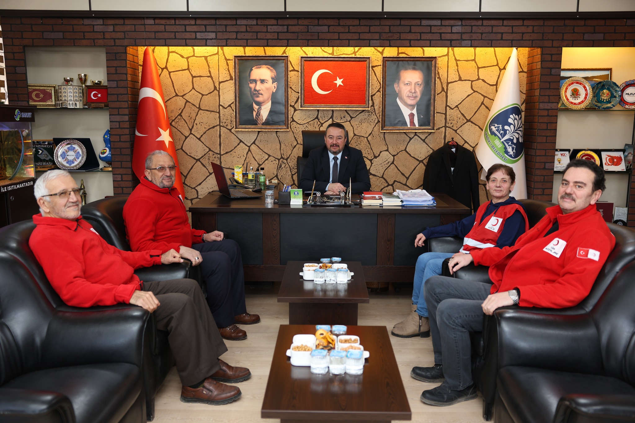 Sandıklı'da Kızılay'dan Başkan Öztaş'a Anlamlı Teşekkür Ziyareti