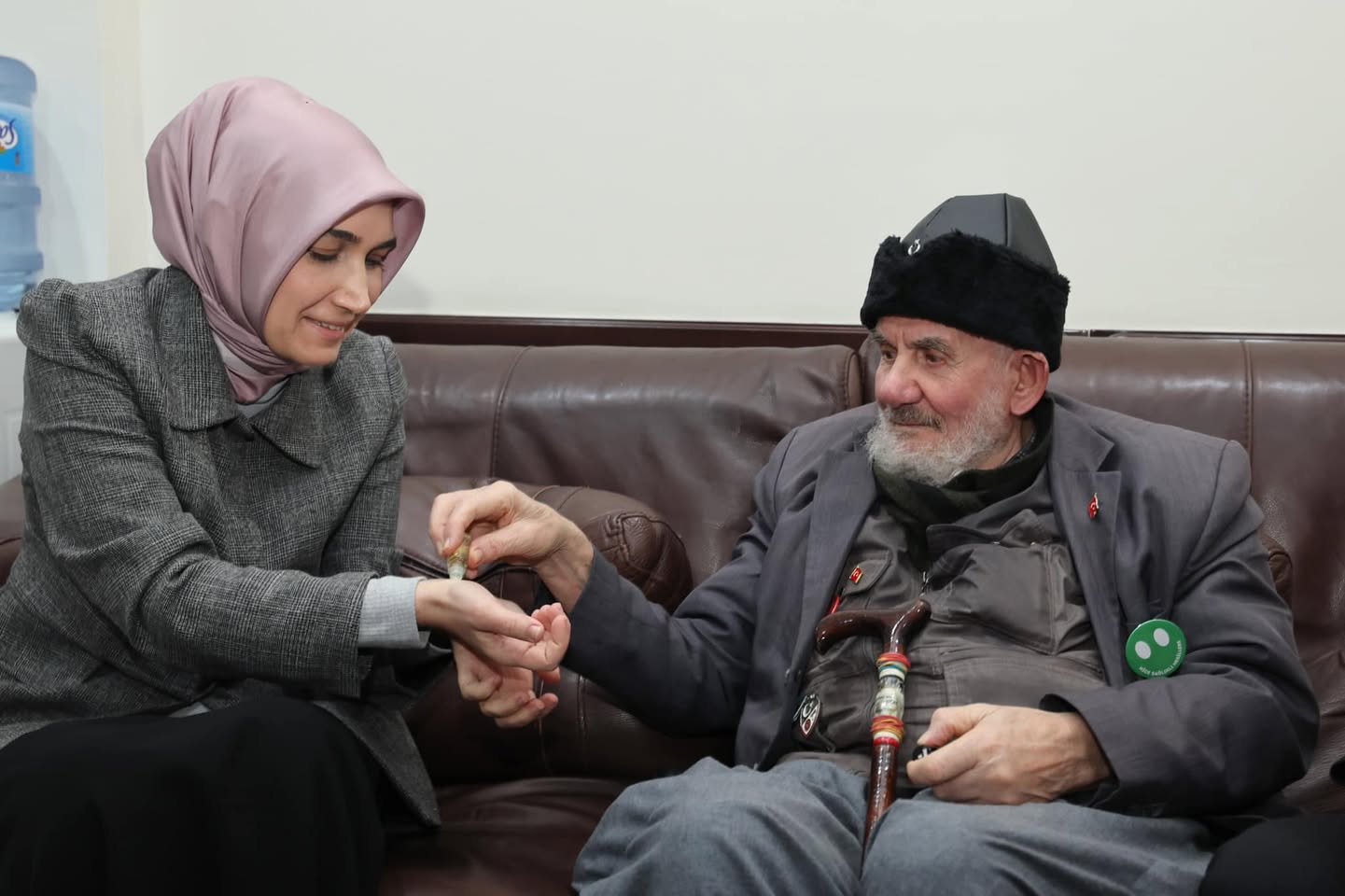 Afyonkarahisar Valisi Kübra Güran Yiğitbaşı'ndan Manevi Değeri Yüksek Buluşma