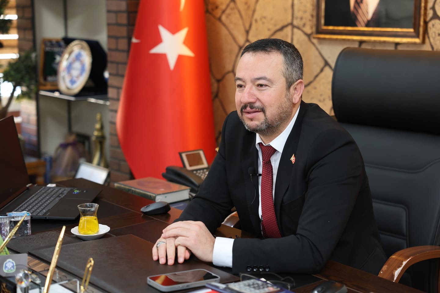 Barbaros Ortaokulu Öğrencilerinden Sandıklı Belediye Başkanına Anlamlı Ziyaret