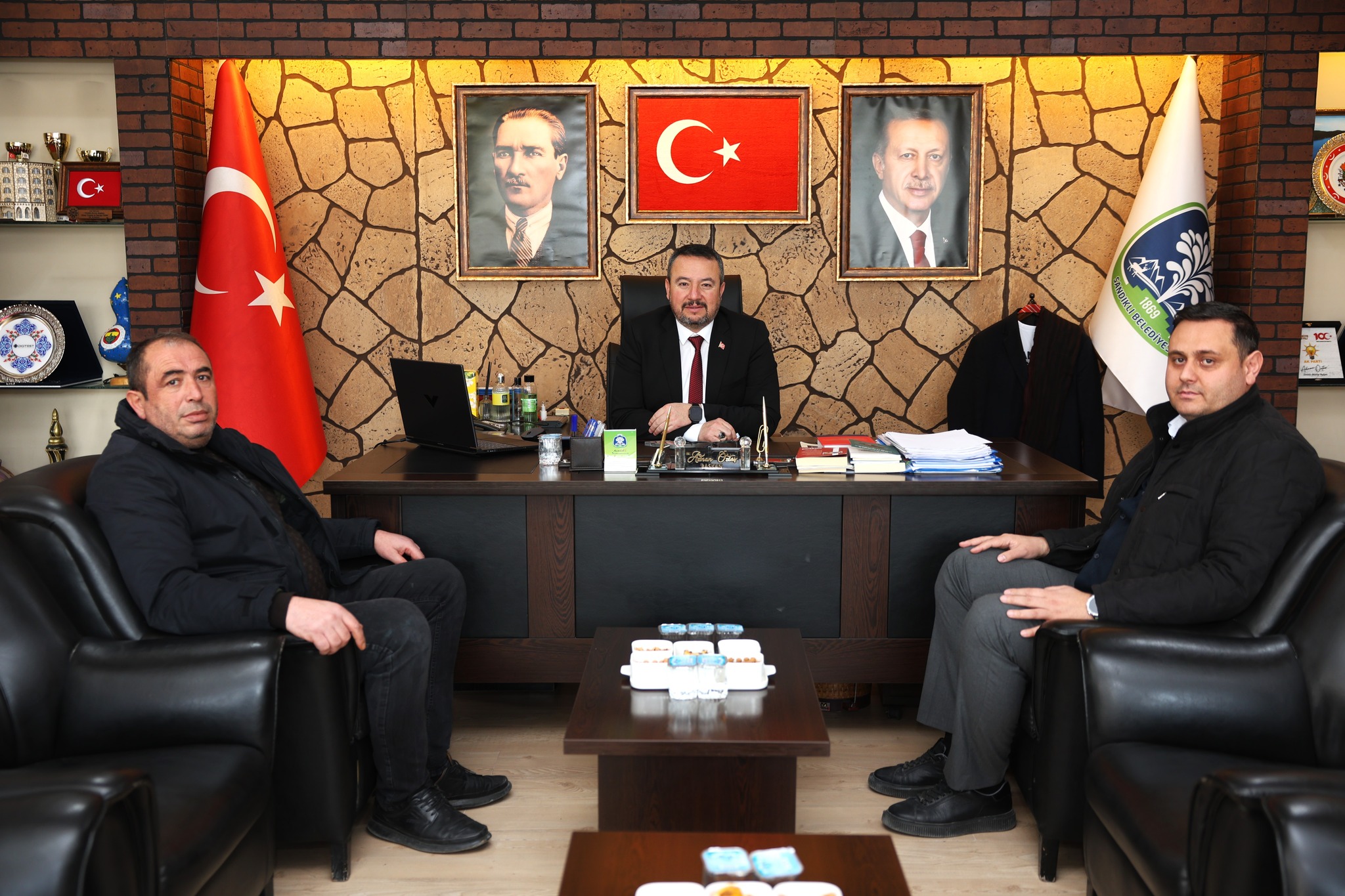 Ahmet Öztop'tan Sandıklı Belediye Başkanı Adnan Öztaş'a Ziyaret