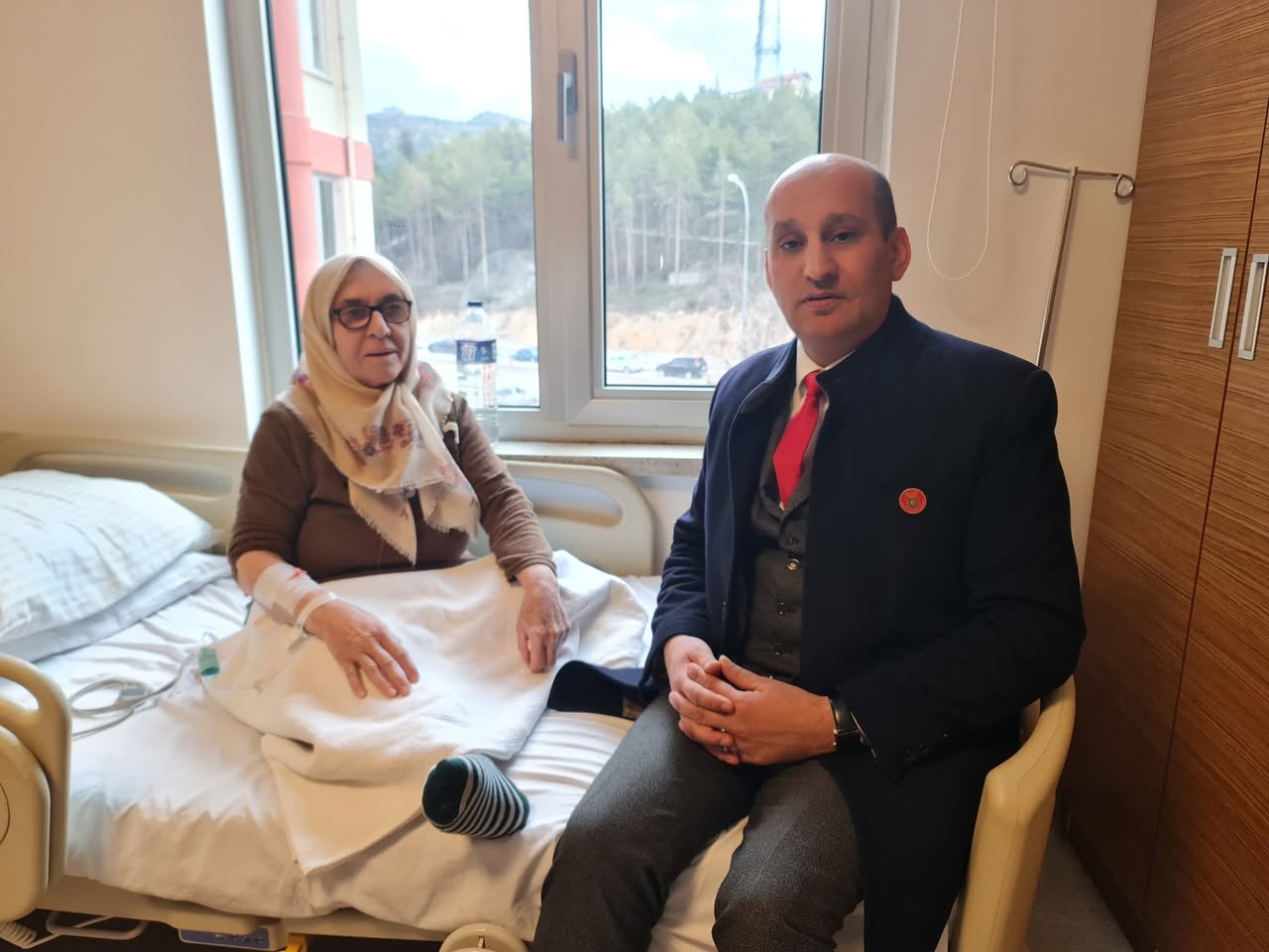 Afyon Şehit ve Gaziler Derneği, Şehit Eşini Ziyaret Etti