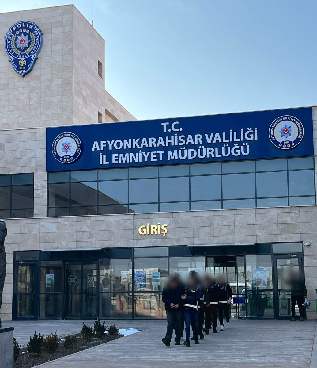 Afyonkarahisar Merkezli Kaçakçılık Operasyonunda Büyük Başarı