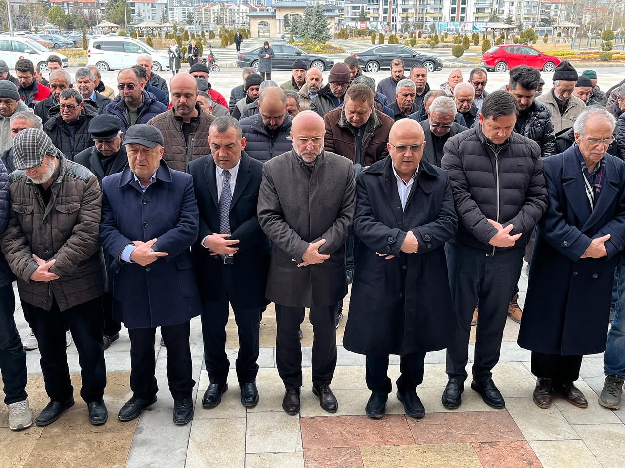 Afyon'da CHP Parti Meclis Üyesi Yalçın Görgöz'ün Annesi Son Yolculuğuna Uğurlandı