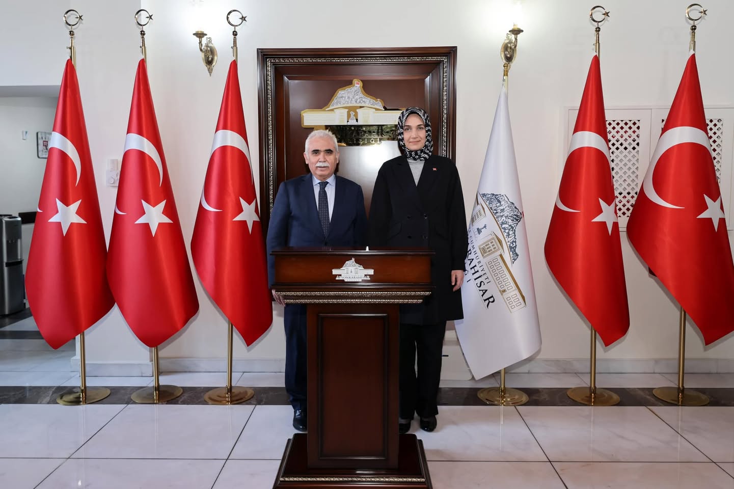 Anayasa Mahkemesi Heyeti Afyonkarahisar Valisi'ni Ziyaret Etti