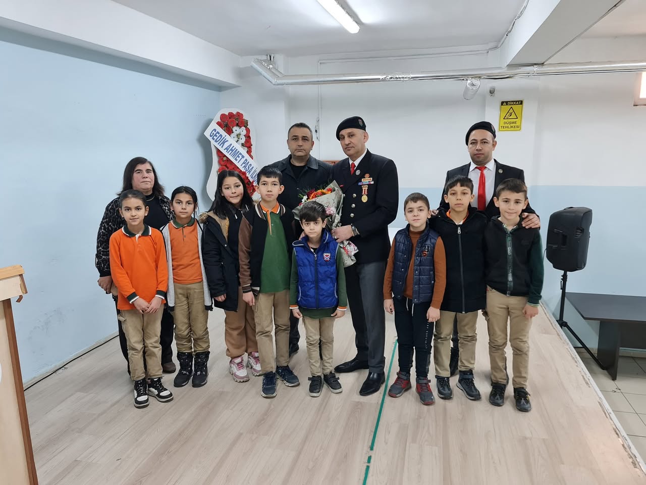 Afyonkarahisar'da Gençlere Vatan ve Bayrak Sevgisi Aşılanıyor