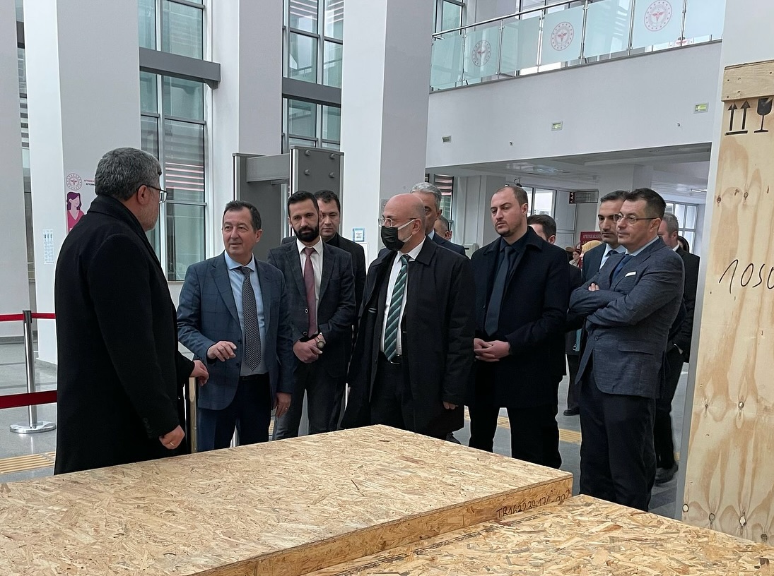 Afyonkarahisar Devlet Hastanesi'ne İkinci Anjiyo Cihazı Kazandırıldı