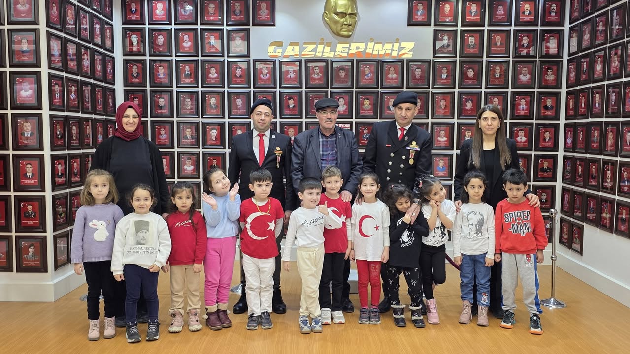 Afyonkarahisar'da Anaokulu Öğrencilerinden Anlamlı Ziyaret