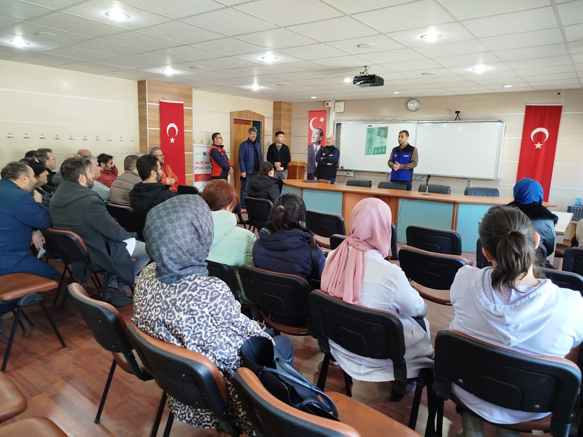 Gazi Mesleki ve Teknik Anadolu Lisesi'nde Afet Farkındalık ve Tatbikat Etkinliği