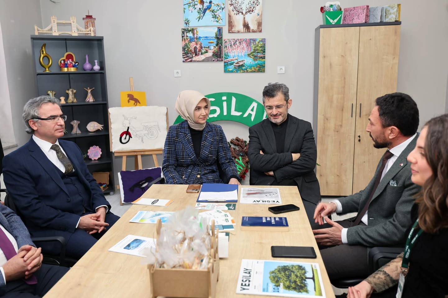 Afyonkarahisar Valisi, Yeşilay Haftası Etkinliklerine Katıldı