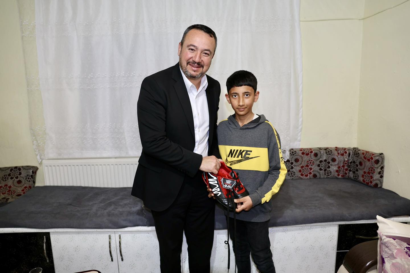 Sandıklı Belediye Başkanı Adnan Öztaş, Dönmez Ailesinin İftar Sofrasına Konuk Oldu