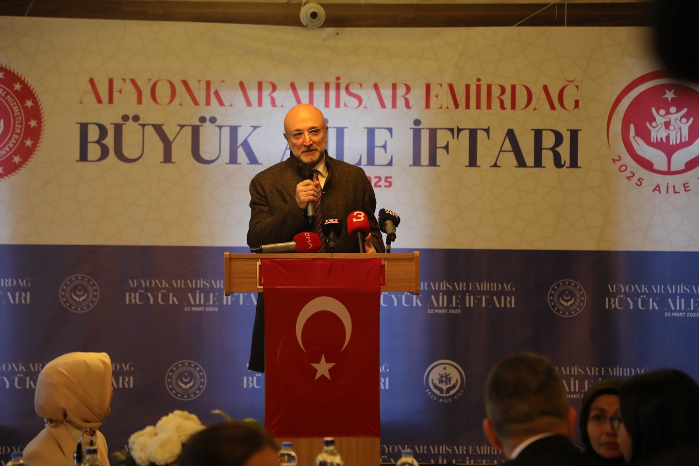 Afyonkarahisar'da Büyük Aile İftarı Programı Gerçekleştirildi