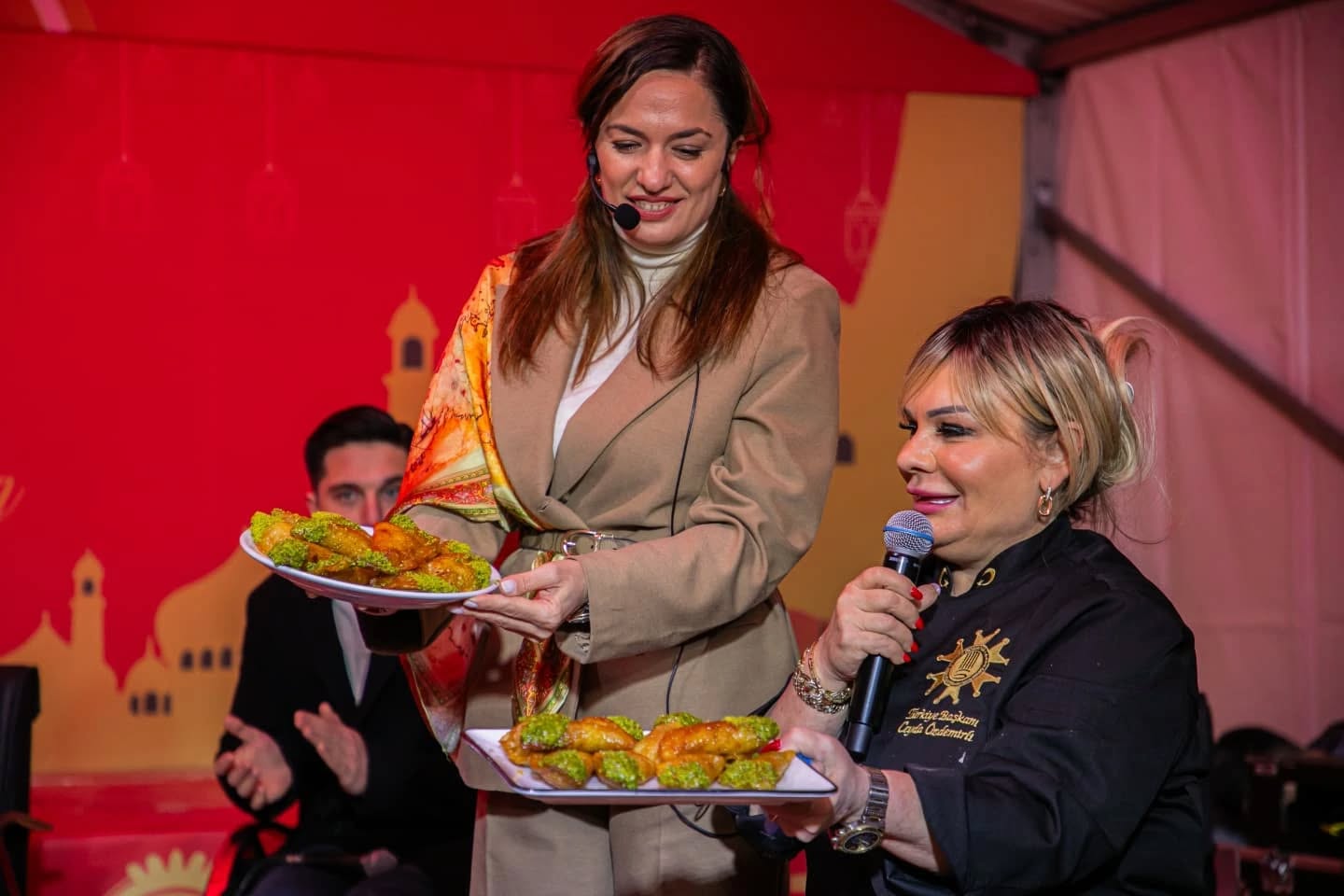 Afyonkarahisar'da Ramazan Coşkusu: Zafer Meydanı Etkinlikleri ve Gastronomi Çalıştayları
