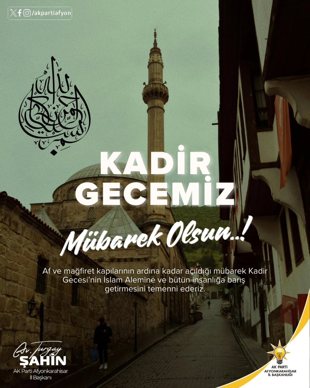 Müslümanlar Kadir Gecesi'ni Kutluyor
