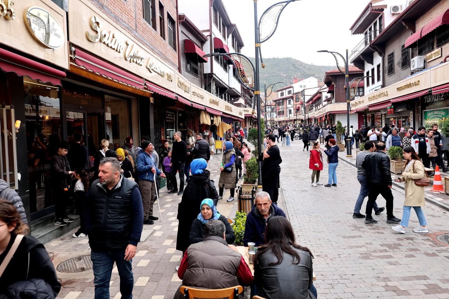 Afyonkarahisar Bayram Sonrası Yoğunluk Devam Ediyor