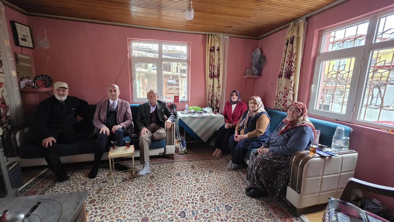 Afyon Şehit ve Gaziler Derneği, Şehidin Annesini Ziyaret Etti