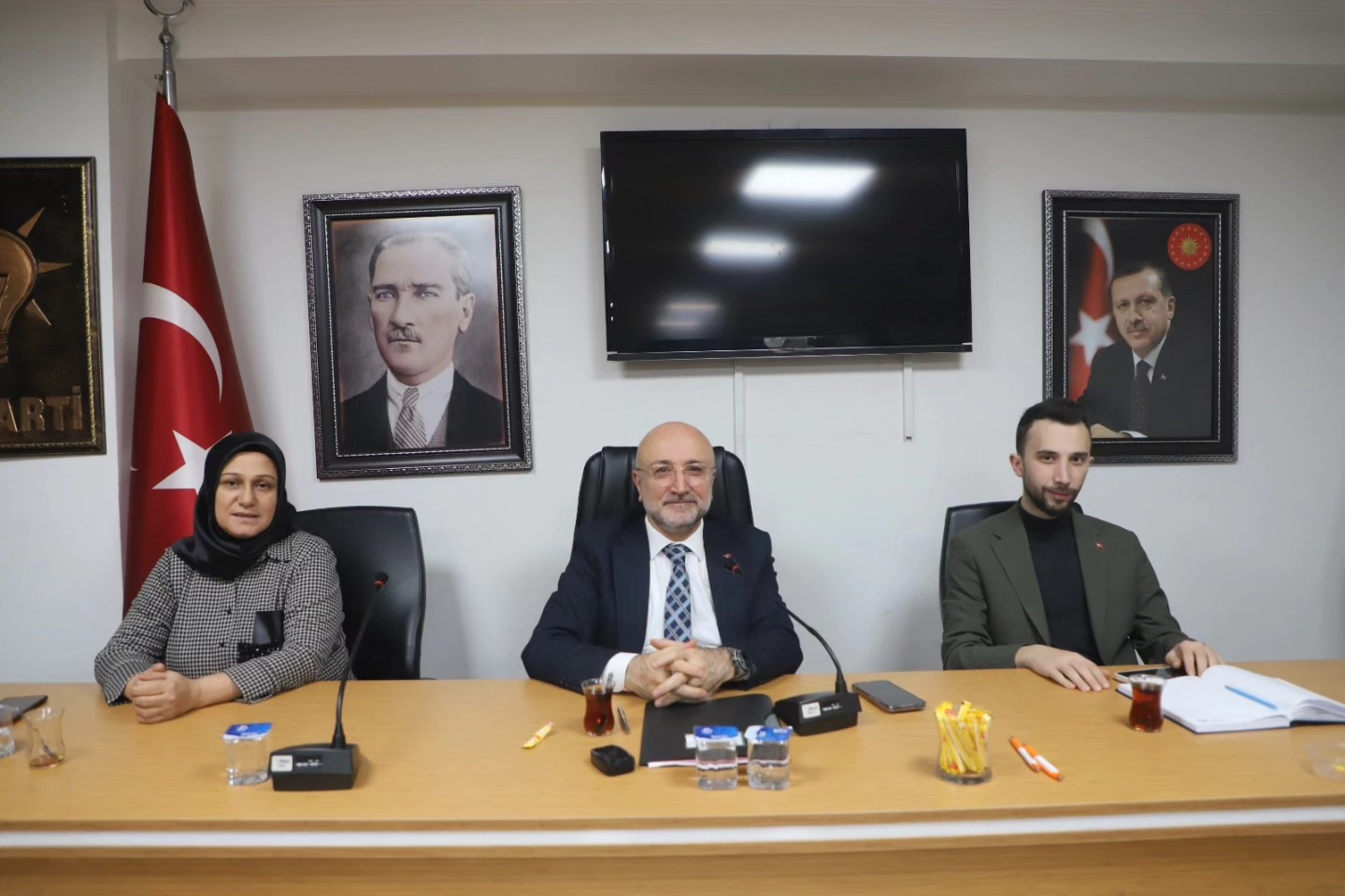 AK Parti Afyon İl Yönetimi Toplantısı Yapıldı