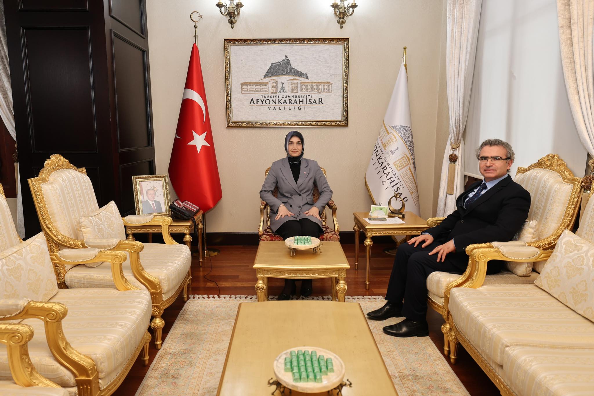 Afyonkarahisar Valisi, Cumhuriyet Başsavcısı'nı Makamında Ağırladı