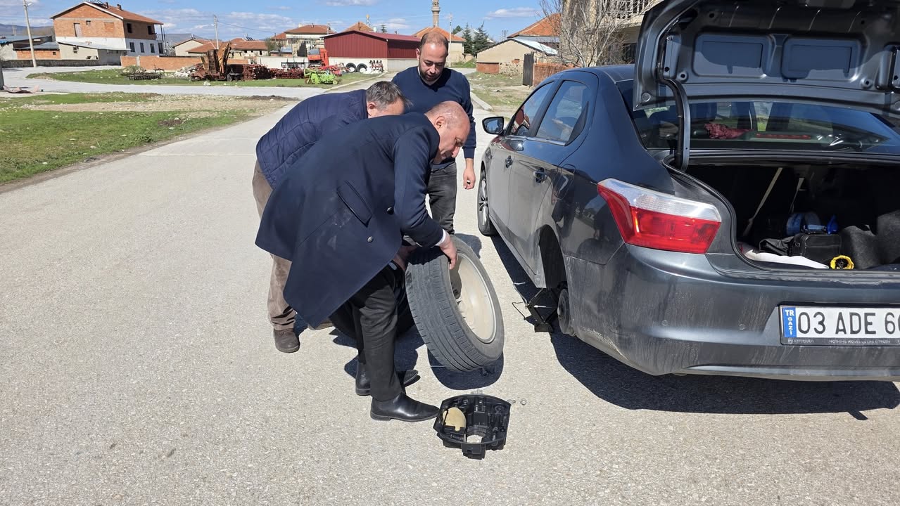 Afyonkarahisar'da Cenaze Namazı Sonrası Trafik Kazası