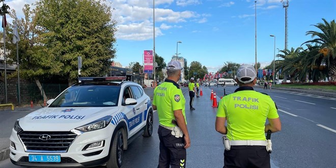 Trafik Cezalarına Ağır Yaptırımlar Geliyor: Işık ve Şerit İhlallerine Odaklanılıyor